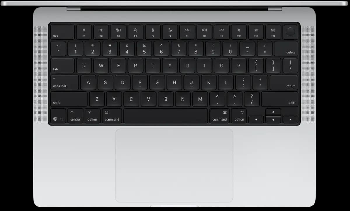 14.2" laptop Apple MacBook Pro M5 Pro silver [English/Russian layout, 3024x1964, IPS, Apple M5 Pro 15-core, RAM 24 GB, SSD 1000 GB, Apple M5 Pro 16-core, macOS]