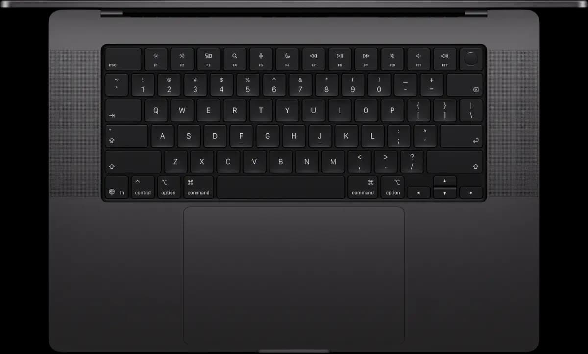 16.2" laptop Apple MacBook Pro M5 Pro black [English/Russian layout, 3456x2234, IPS, Apple M5 Pro 18-core, RAM 24 GB, SSD 1000 GB, Apple M5 Pro 20-core, macOS]