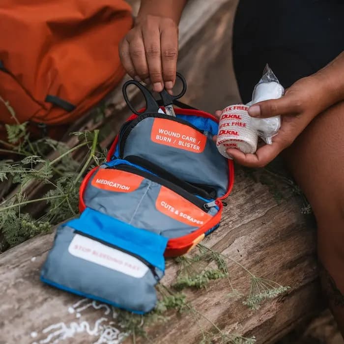Adventure Medical Kits Mountain Series Medical Kit - Hiker, Sunset [3.5" x 6.0" x 6.5", less than 8 oz, Sunset]