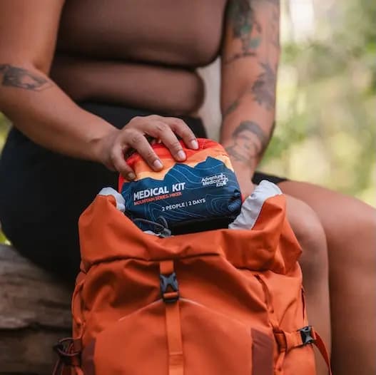 Adventure Medical Kits Mountain Series Medical Kit - Hiker, Sunset [3.5" x 6.0" x 6.5", less than 8 oz, Sunset]