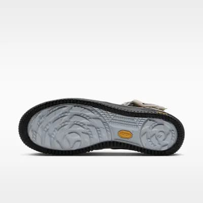 Nike Air Force 1 Mid '07 GORE-TEX Vibram Men's Shoes Summit White/Blue Tint/Black [Summit White/Blue Tint/Black, Vibram outsole adds traction and durability., Padded collar]