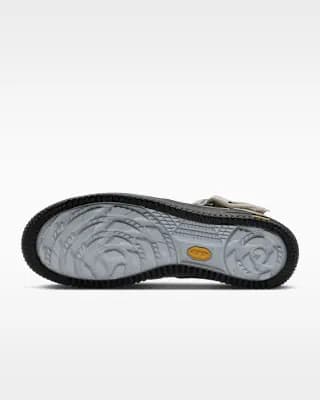 Nike Air Force 1 Mid '07 GORE-TEX Vibram Men's Shoes Summit White/Blue Tint/Black [Summit White/Blue Tint/Black, Vibram outsole adds traction and durability., Padded collar]