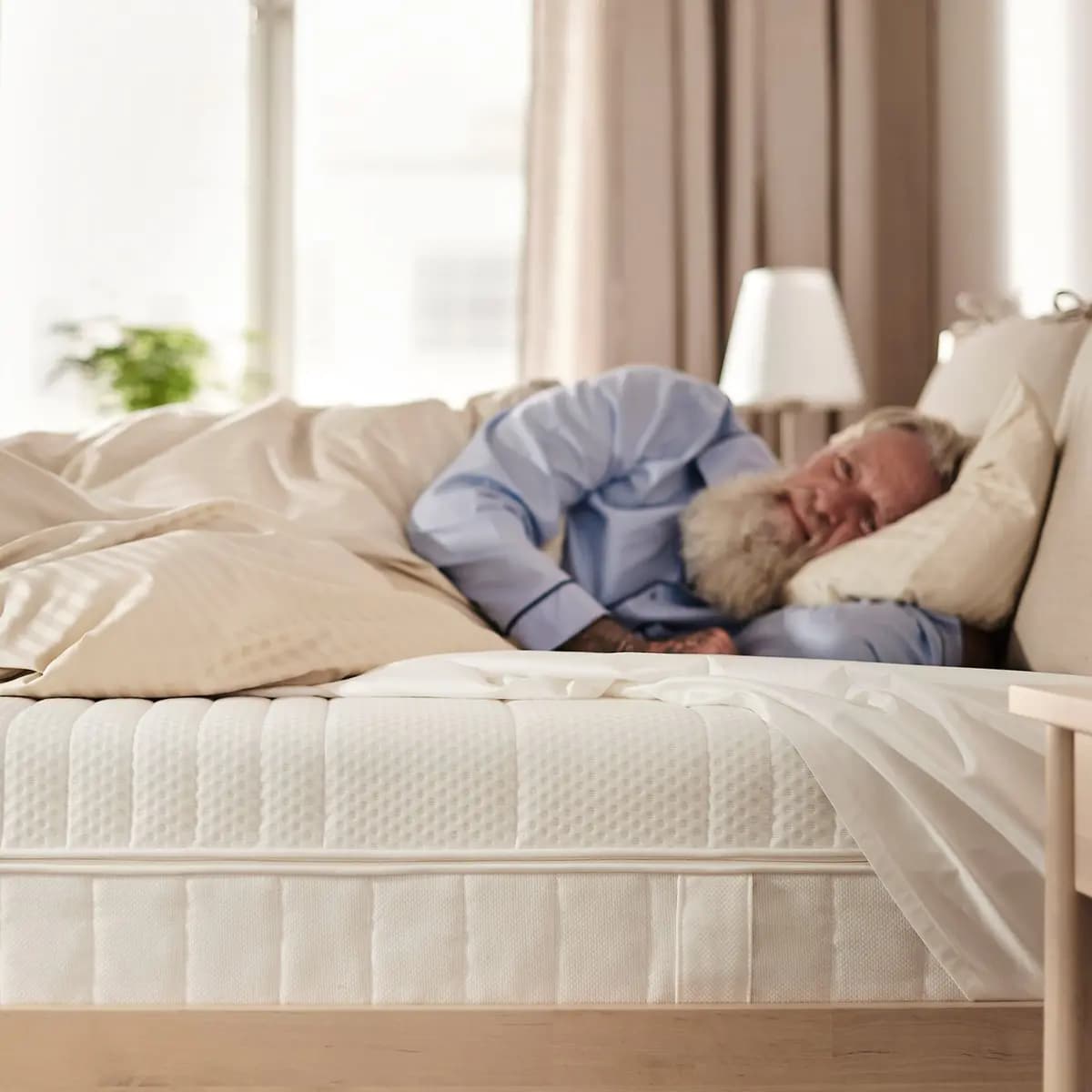 IKEA ÅNNELAND Hybrid mattress, medium firm/white Queen [Length 79 1/2 ", Width 59 7/8 ", Thickness 9 1/2 "]