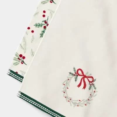 Wondershop 2pk Wreath Christmas Hand Towel Set Ivory/White - Wondershopâ„¢ [100% Cotton, Lightweight (300-450 GSM), OEKO-TEX MADE IN GREEN]