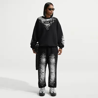 Nike Studio Fleece Medium Weight Women's Oversized Crew Black [Black, 320 GSM, Inner locker loop]