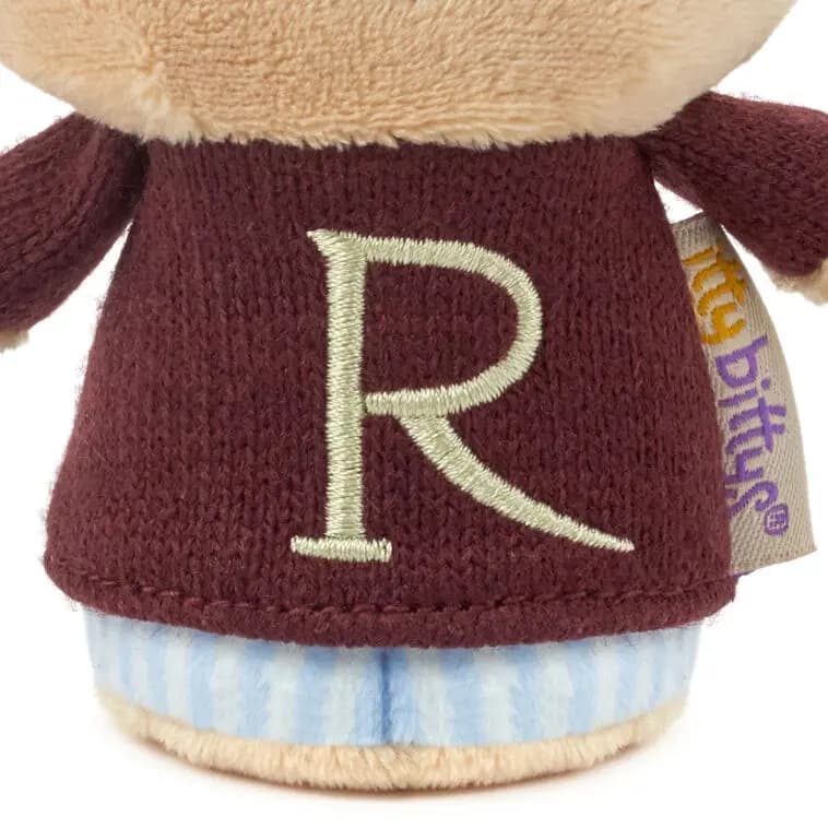 itty bittys Harry Potter Ron in Red R Sweater Plush [3'' W x 4'' H x 2.75'' D, 1, To clean, wipe with damp cloth., 1KDD2222]