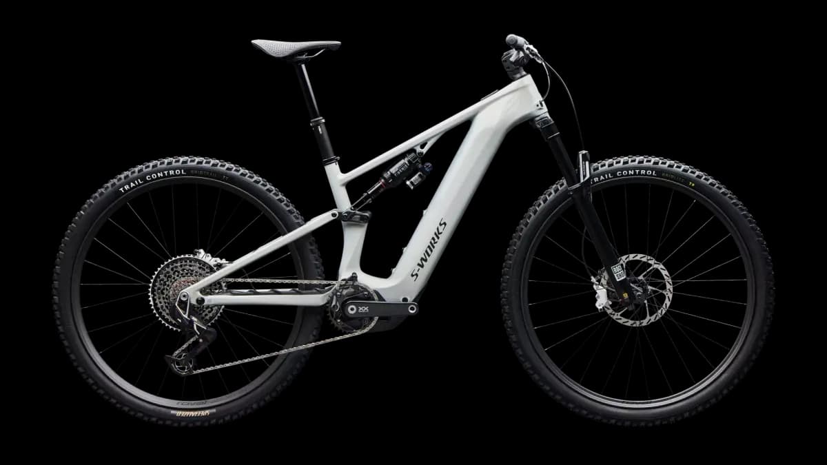Specialized S-Works Turbo Levo R [Specialized 3.1 S-Works motor, 111Nm power, 850W power, 900Wh Battery, Mastermind TCU, 2.2" high resolution screen, fully customizeable with Speci