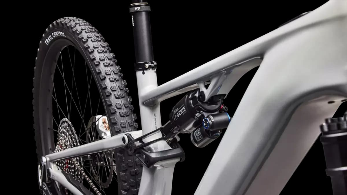 Specialized S-Works Turbo Levo R [Specialized 3.1 S-Works motor, 111Nm power, 850W power, 900Wh Battery, Mastermind TCU, 2.2" high resolution screen, fully customizeable with Speci