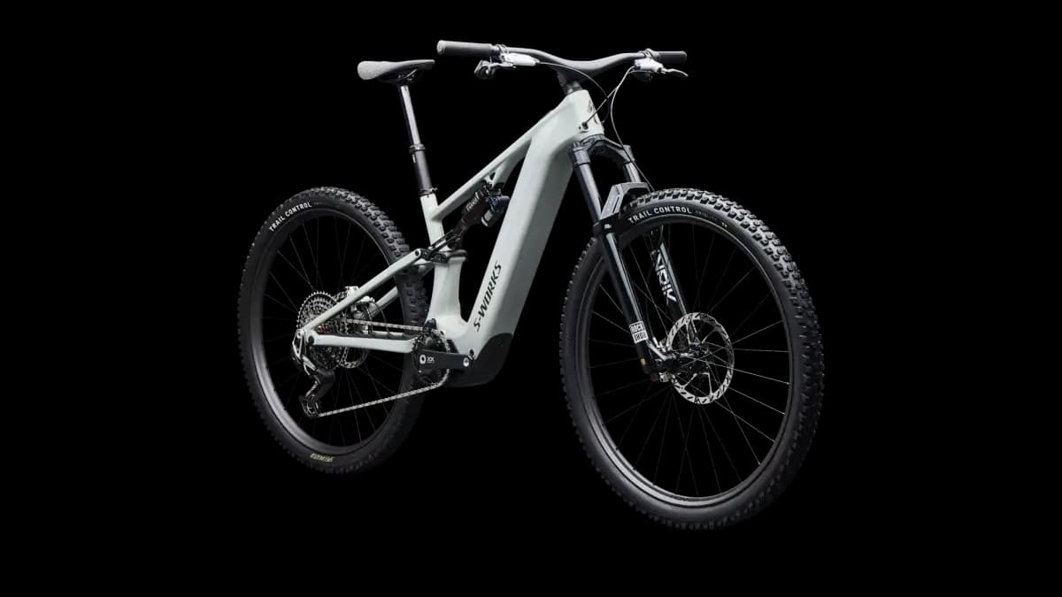 Specialized S-Works Turbo Levo R [Specialized 3.1 S-Works motor, 111Nm power, 850W power, 900Wh Battery, Mastermind TCU, 2.2" high resolution screen, fully customizeable with Speci