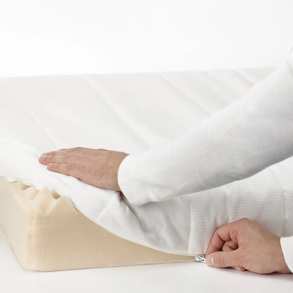 IKEA ÅSVANG Foam mattress, medium firm/white [Width 38 1/4 ", Length 74 3/8 ", Thickness 4 3/4 "]