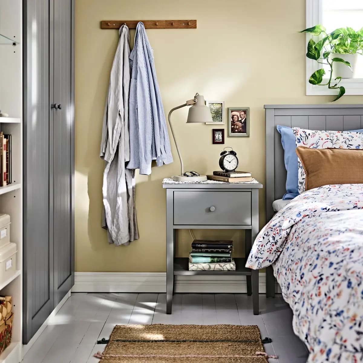 IKEA GULLABERG Nightstand, with 1 drawer with shelf/gray 20 7/8x16 7/8x27 1/8 " [Depth 16 7/8 ", Width 20 7/8 ", Height 27 1/8 "]