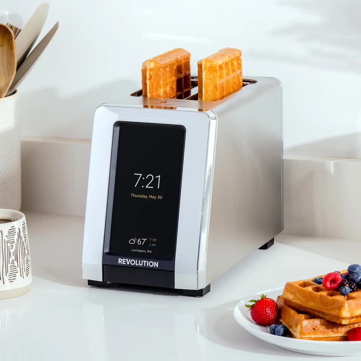 Revolution R180 Connect Smart Toaster Stainless Steel / Chrome [11.6 x 6.1 x 8.4 in, 6.4 lbs, 120Vac/1500W]