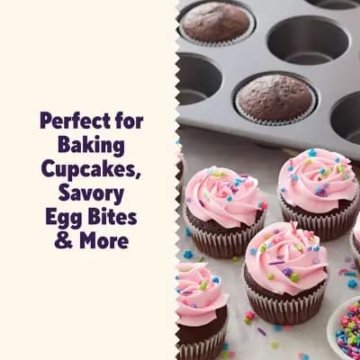 Wilton Ultra Bake Professional 12 Cup Nonstick Muffin Pan [1.9 Pounds, Steel, Rectangle (shape)]
