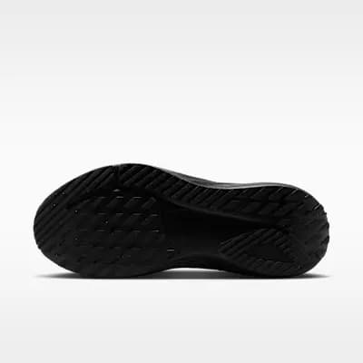 Nike Quest 7 Men's Road Running Shoes Black/Black/Anthracite/Black [Black/Black/Anthracite/Black, Springy Cushlon 3.0 midsole, Added forefoot room]