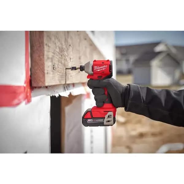 Milwaukee M18 18-Volt Lithium-Ion Compact Brushless Cordless 1/4 in. Impact Driver Kit with One 2.0 Ah Battery, Charger & Tool Bag, 3650-21P [Battery Amp Hours: 2 Ah, Battery Power