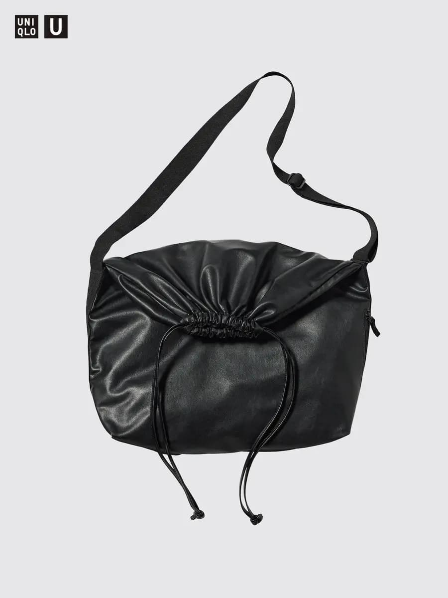 Uniqlo Soft Coated Drawstring Bag Black [Imported, Do not wash, Do not dry clean, Capacity: approximately 20 L.]