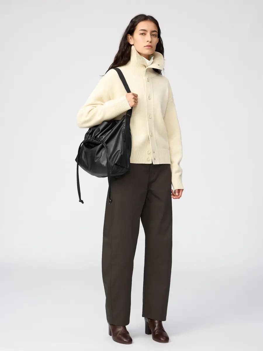 Uniqlo Soft Coated Drawstring Bag Black [Imported, Do not wash, Do not dry clean, Capacity: approximately 20 L.]