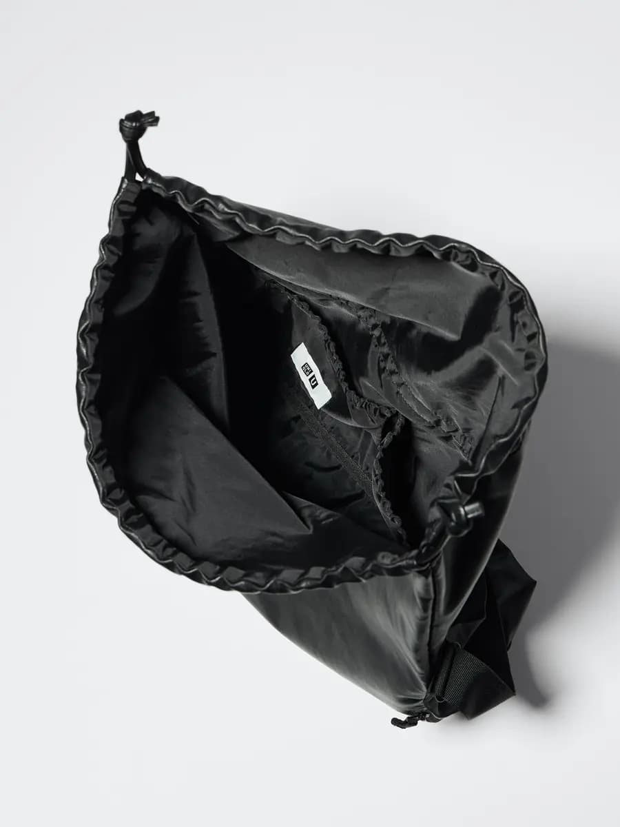 Uniqlo Soft Coated Drawstring Bag Black [Imported, Do not wash, Do not dry clean, Capacity: approximately 20 L.]