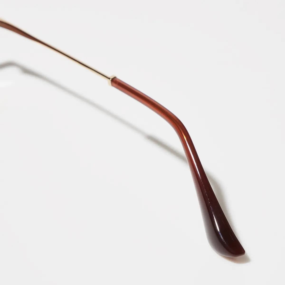 Uniqlo Metal Hexagon Sunglasses Dark Brown [Imported, UV400 lenses block approximately 99% of UV rays., Patterned metal frames with an elegant finish.]