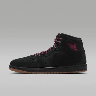 Air Jordan 1 Mid SE Men's Shoes Black/Gum Medium Brown/Team Red [Black/Gum Medium Brown/Team Red, Leather upper offers durability and structure., Wings logo on collar]