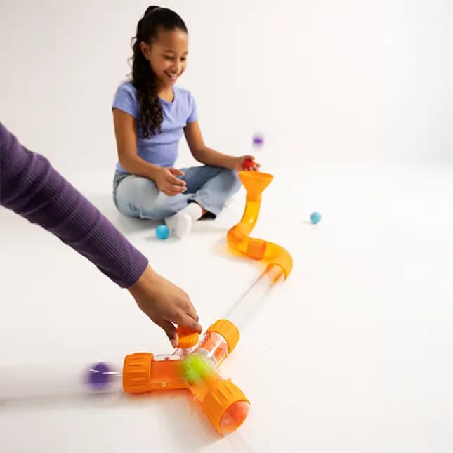 Fat Brain Toys Air Toobz Switch Direction-Changing Accessory for Air Toobz Play System, Ages 3 and Up [Directional switch to add to your Air Toobz contraptions, Encourages spatial 