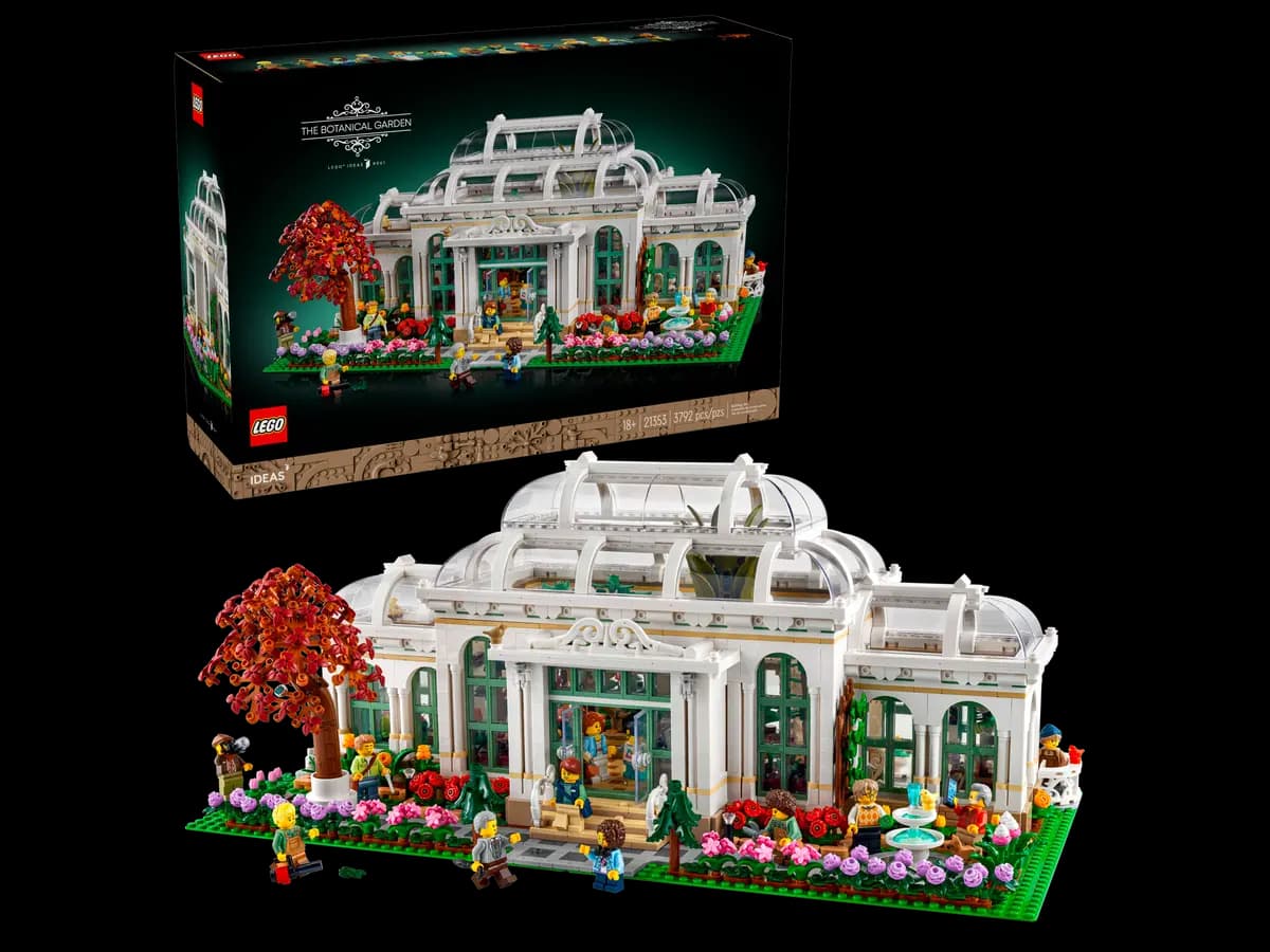 LEGO The Botanical Garden 21353 [3792 pieces, ages 18+, Ideas]