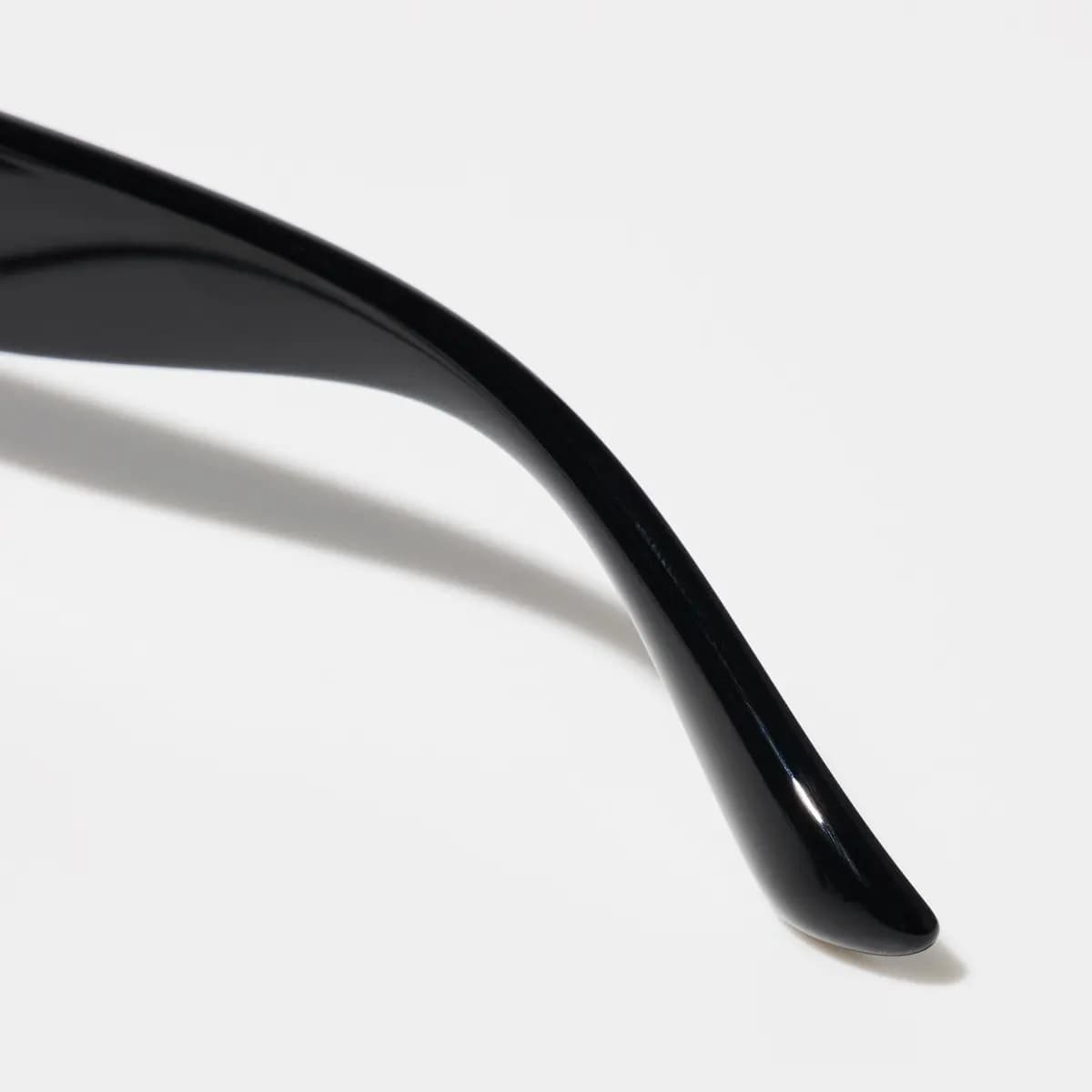 Uniqlo Rectangle Sunglasses Olive [Imported, UV400 lenses block approximately 99% of UV rays., OLIVE]