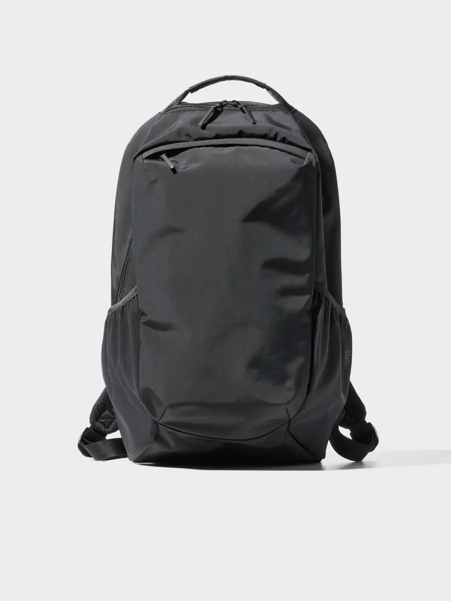 Uniqlo Utility Backpack Black [Imported, Do not wash, Do not dry clean, The front pocket has a key holder.]