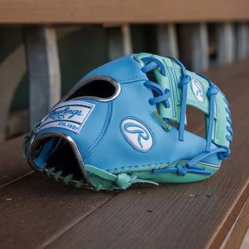 Rawlings Exclusive Heart of the Hide 11.5-Inch Infield Glove, Right Hand Throw [Conventional, Columbia Blue/Mint, Standard]