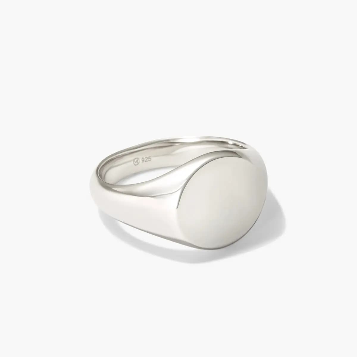 Mejuri Bold Round Signet Ring Sterling Silver [Sterling Silver, Top Width: 13 mm, Polish with a soft cloth]