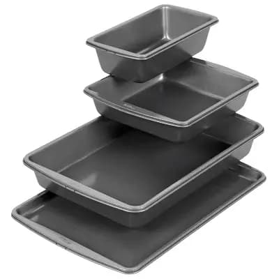 Wilton Ultra Bake Pro 4pc Bakeware Set: Nonstick Carbon Steel Baking Pan & Sheet, Dishwasher-Safe, Silver [Nonstick Coating, Dishwasher-Safe, Carbon Steel]