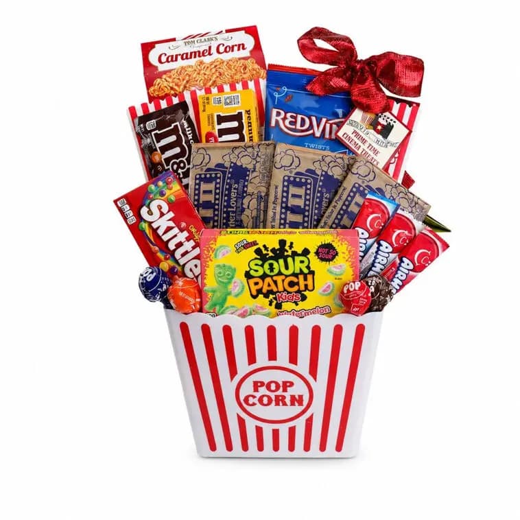 Ultimate Movie Night Gift Set [11x11x13, Plastic, Contains: Wheat, Milk, Eggs, Nuts, S, 734038081310]