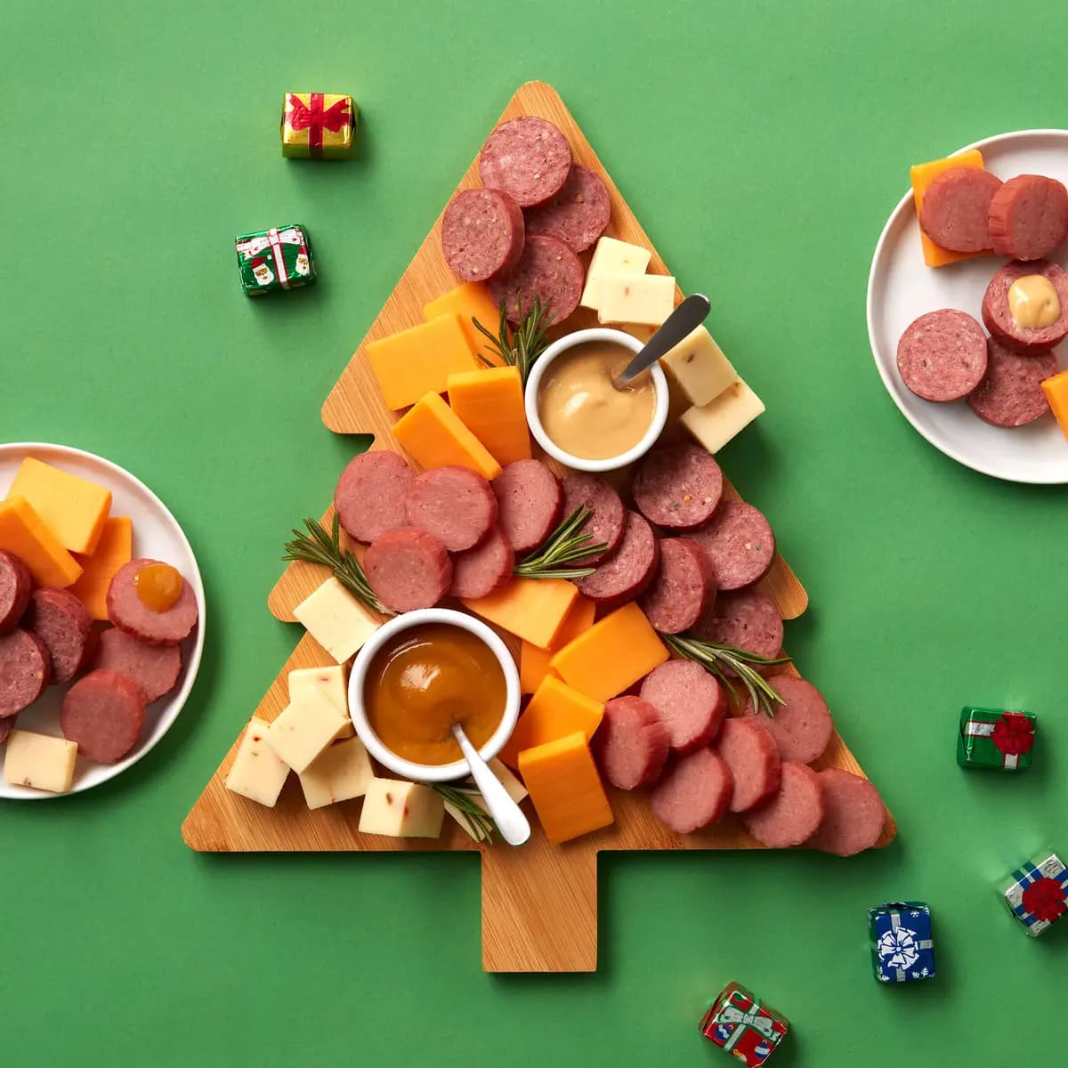 Christmas Tree Charcuterie Gift Set [4 oz, 4 oz, 4 oz]