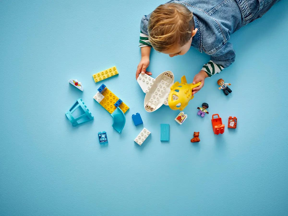 LEGO First Time at the Airport 10443 [23 pieces, ages 2+, DUPLO®]