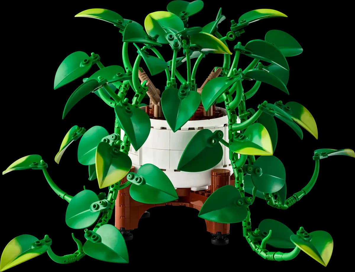 LEGO Hanging Golden Pothos 11512 [372 pieces, ages 18+, Botanicals]