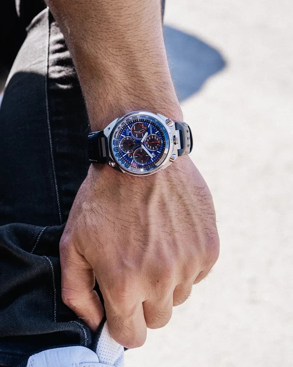 Citizen Promaster Tsuno Chrono Racer AV0088-01L [43.3mm, E210 Eco-Drive, WR200/20Bar/666ft]