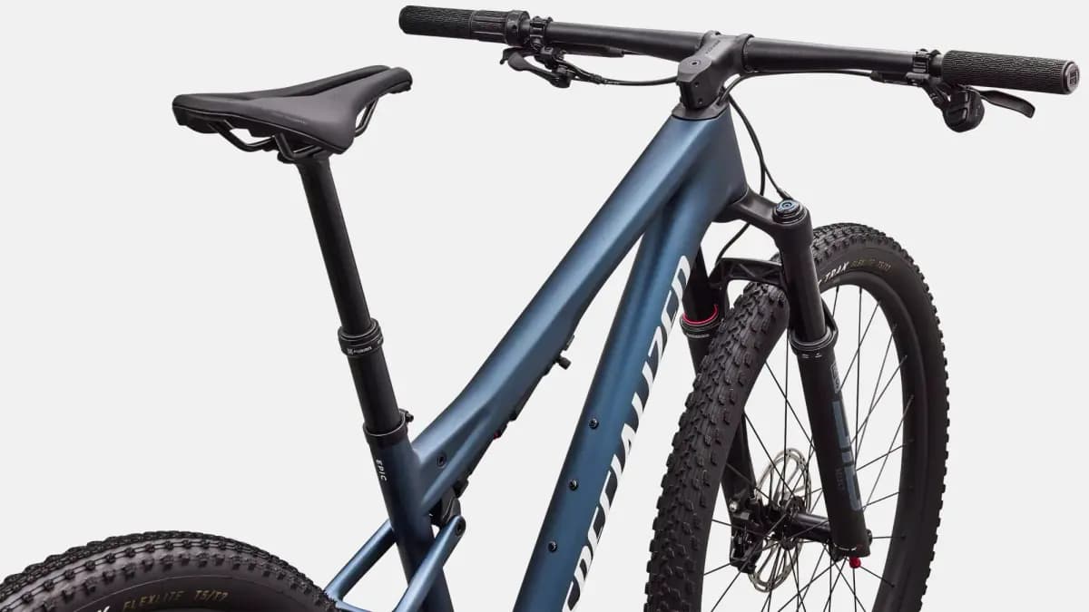 Specialized Epic 9 Comp [FACT 11m Carbon, Progressive XC Race Geometry, Rider-First EngineeredÃ¢â€žÂ¢, threaded BB, 12x148mm UDH compatible rear dropout, internal cable routing, 12