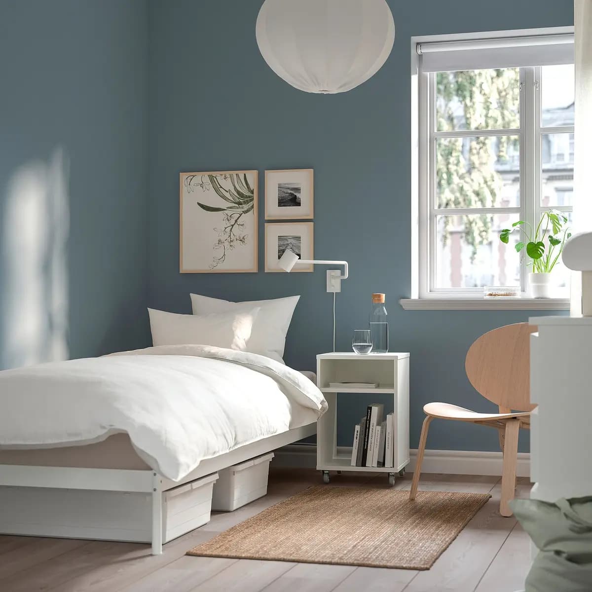 IKEA VEVELSTAD Bed frame, white Twin [Height 10 5/8 ", Width 40 1/8 ", Length 77 1/2 "]