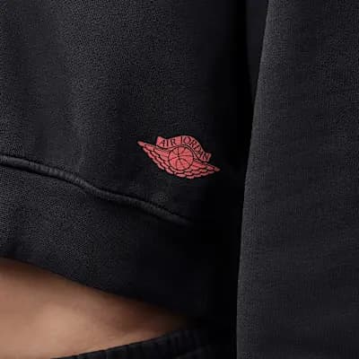 Jordan Flight Fleece Women's Mid Layer Cropped Hoodie Black/University Red [Black/University Red, Machine wash, Imported]