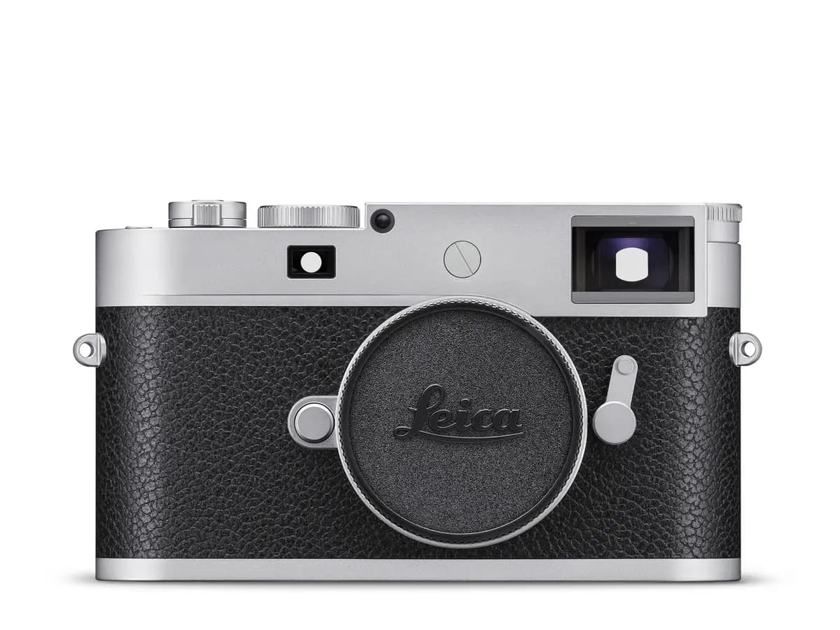 Leica M11-P in Silver Chrome [World's first camera to store metadata according to the Content Authenticity Initiative and the C2PA standard, Compact digital view and rangefinder sy