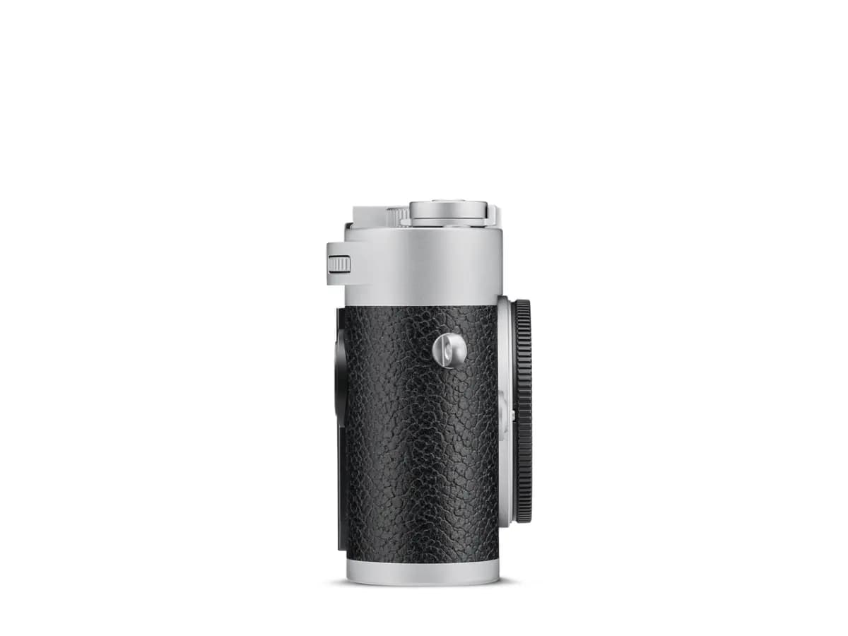 Leica M11-P in Silver Chrome [World's first camera to store metadata according to the Content Authenticity Initiative and the C2PA standard, Compact digital view and rangefinder sy
