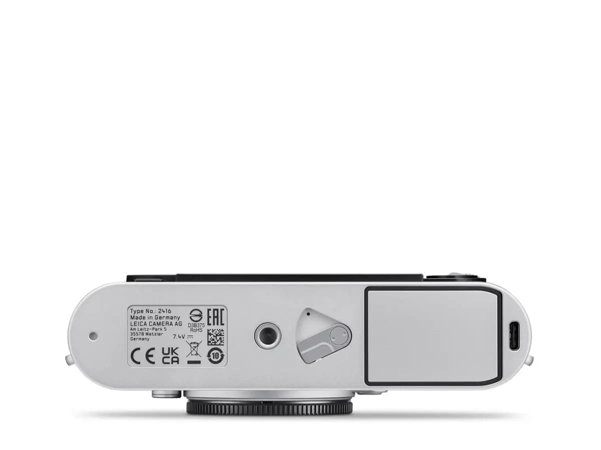 Leica M11-P in Silver Chrome [World's first camera to store metadata according to the Content Authenticity Initiative and the C2PA standard, Compact digital view and rangefinder sy