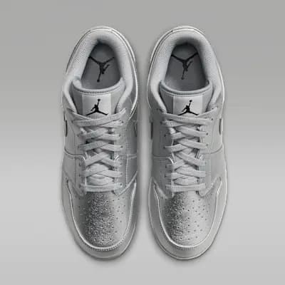 Jordan 1 Retro MCS Low Men's Baseball Cleats Metallic Silver/Black [Metallic Silver/Black, Perforations on the toes add breathability., Low-cut collar]