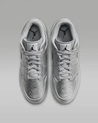 Jordan 1 Retro MCS Low Men's Baseball Cleats Metallic Silver/Black [Metallic Silver/Black, Perforations on the toes add breathability., Low-cut collar]