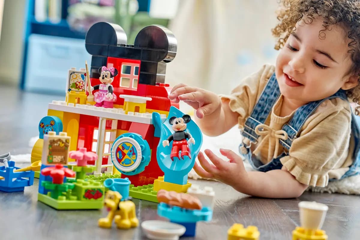 LEGO Mickey Mouse Clubhouse with Minnie & Pluto 10465 [87 pieces, ages 2+, DUPLO®]