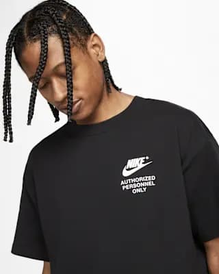 Nike Sportswear Men's T-Shirt Black [Black, Loose fit for a roomy feel, 100% Cotton]