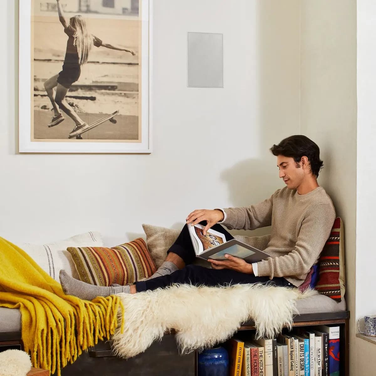 Sonos In-Wall Speakers by Sonos and Sonance [44Hz - 20KHZ (±3dB), 8 Ohms, 89dB SPL (2.83V/1m)]