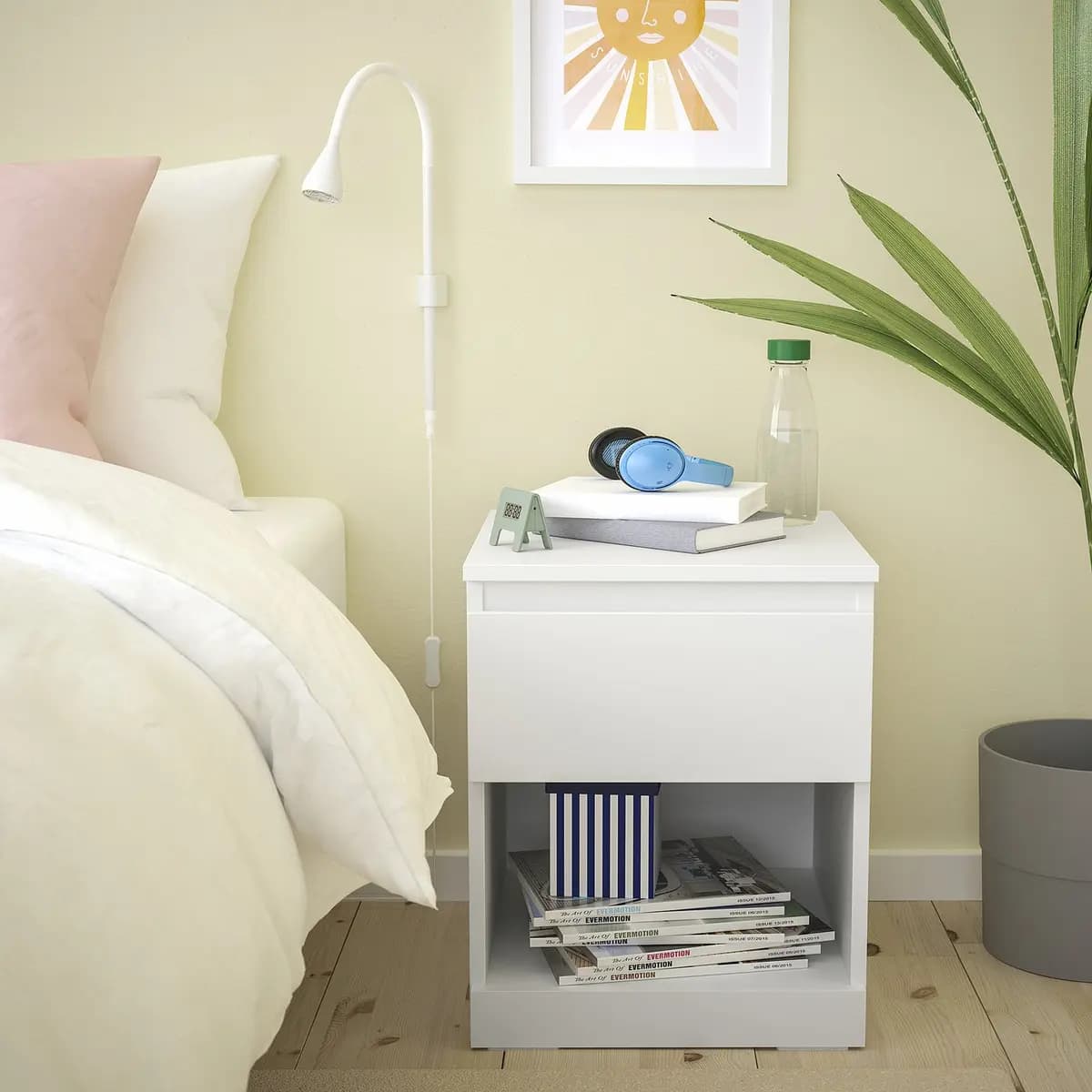 IKEA LILLBERGET Nightstand, white [Width 15 3/4 ", Depth 16 1/2 ", Height 19 1/4 "]