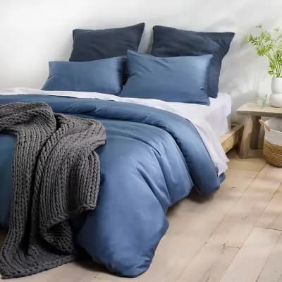 Casaluna 50"x70" Oversized Solid Bed Throw Dark Gray - Casalunaâ„¢: Acrylic, Knitted, Reversible, Machine Washable [100% Acrylic, 0, Heavyweight Fabric]