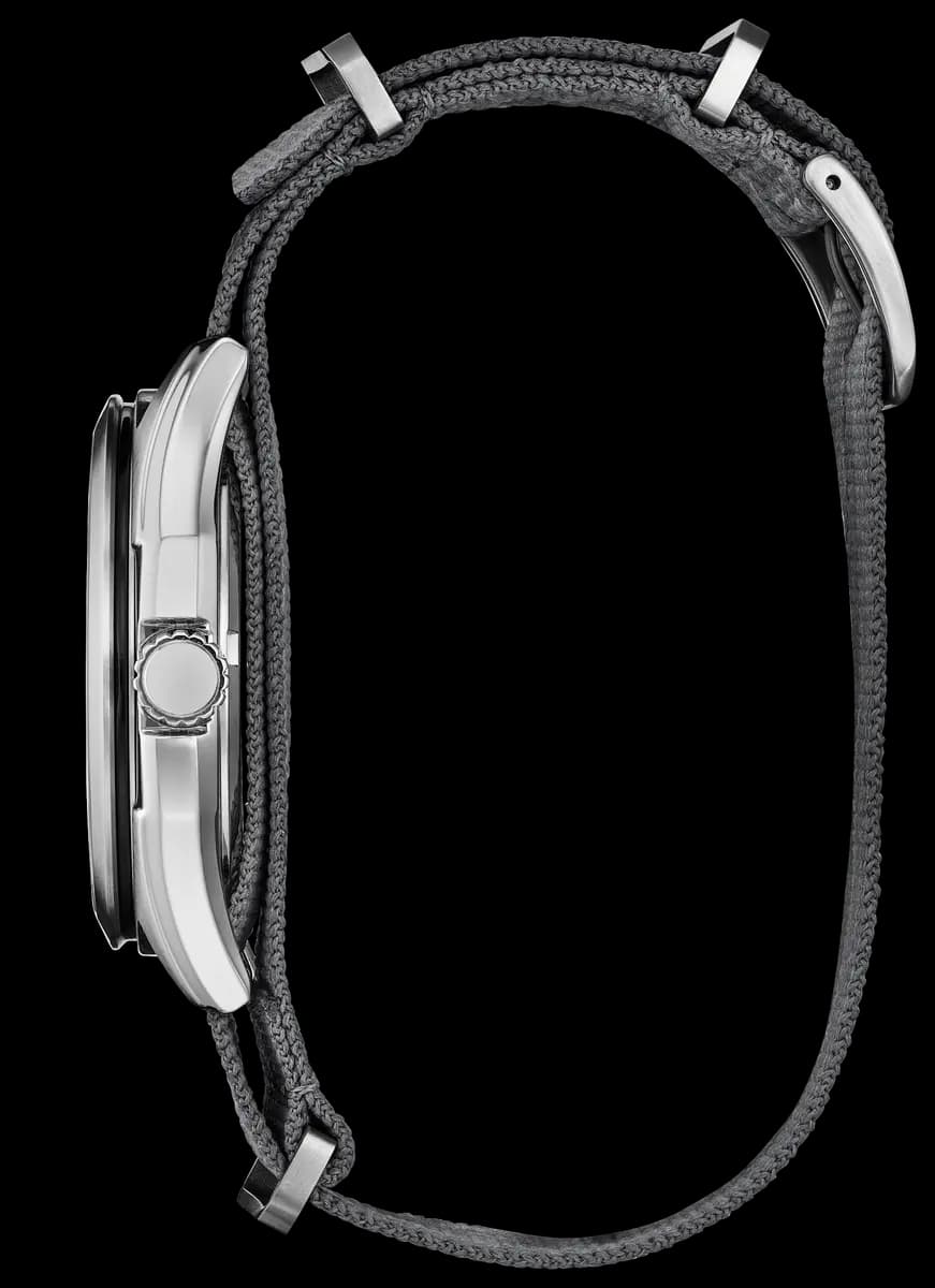 Citizen Terra Force AW1890-01A [41.2mm, J810 Eco-Drive, WR100/10Bar/333ft]